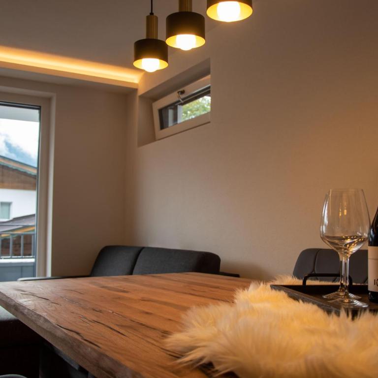 Das Neue Sonnberg Living, SKI IN-SKI OUT - Apartment mit 2 Schlafzimmern - 1