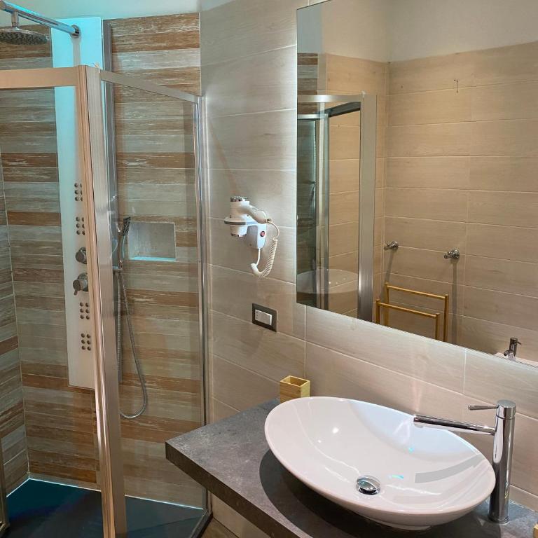 Allegra Suites - Superior Zimmer mit Kingsize-Bett - 6