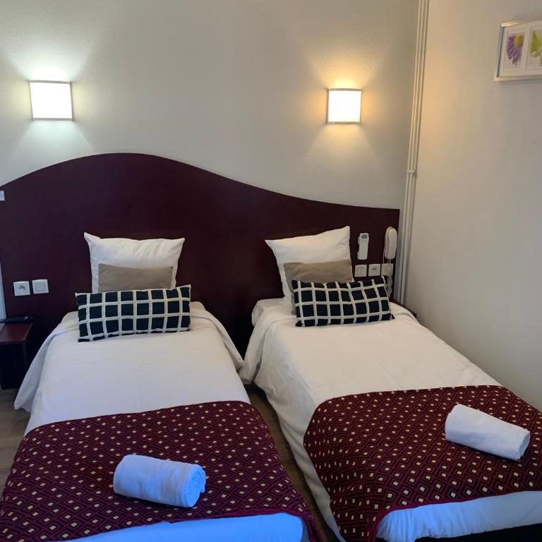 Hotel les Commercants - Chambre Lits Jumeaux - 1
