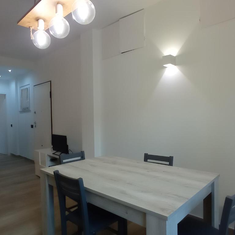 Casafischea 21 Via Venino 21 B - Appartamento con 1 Camera da Letto - 16