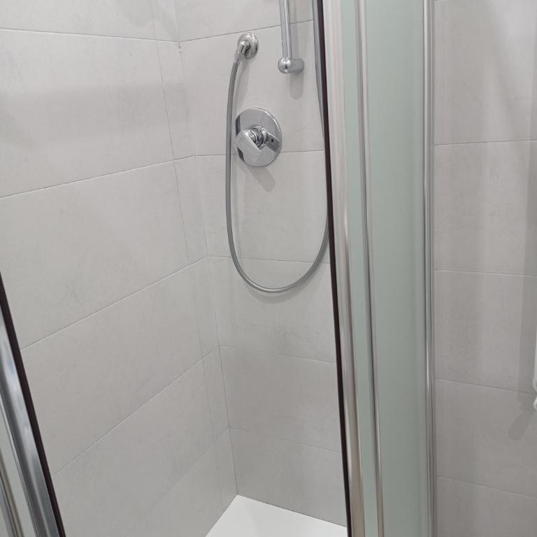 Casafischea 21 Via Venino 21 B - Appartamento con 1 Camera da Letto - 30