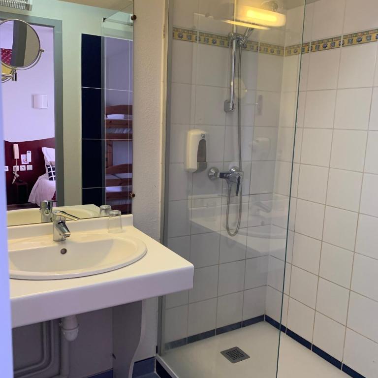 Hotel les Commercants - Chambre Triple - 5