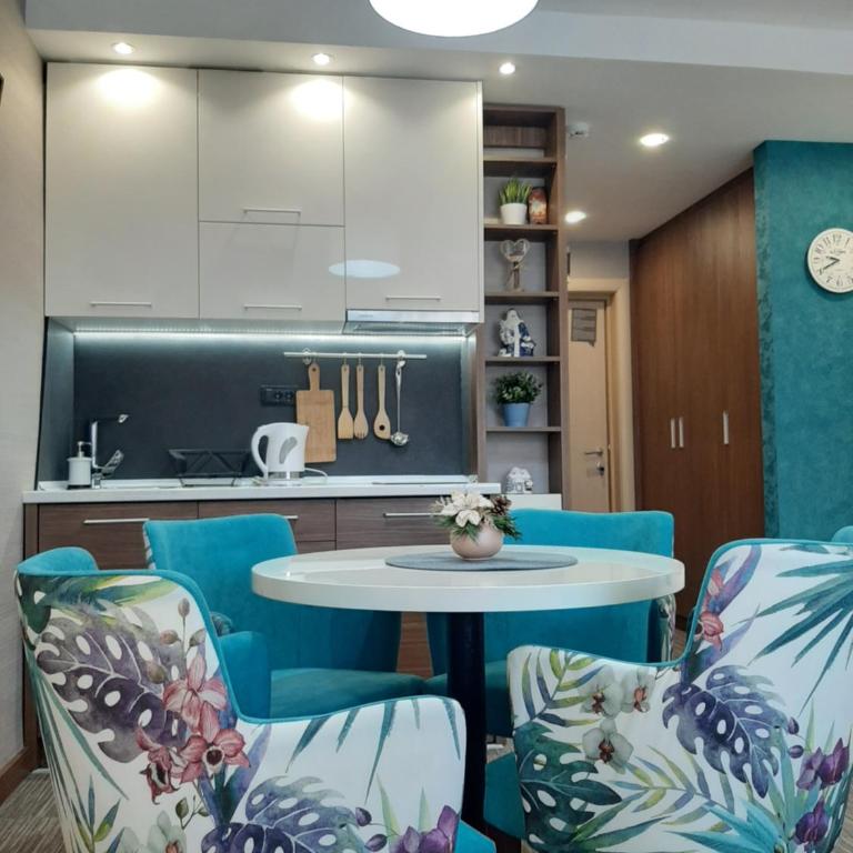 Select Lux Angella-Konaci - Deluxe Apartment - 2