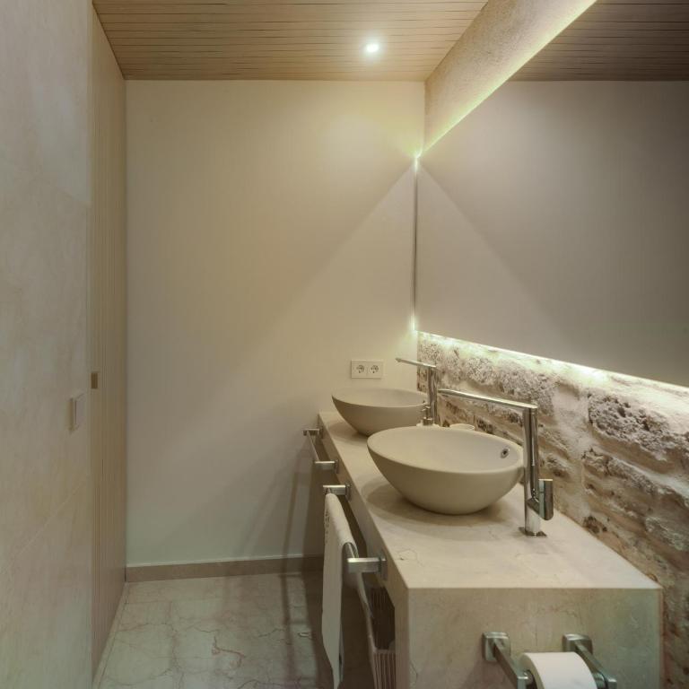 Apartamentos Los Patios del Pañuelo - Estudio Deluxe - 2