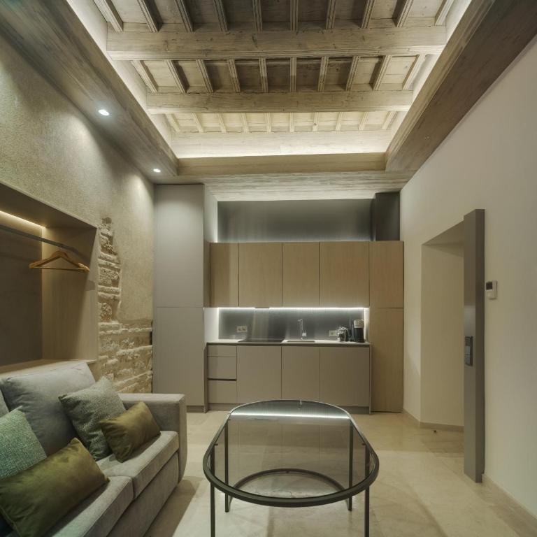 Apartamentos Los Patios del Pañuelo - Estudio Deluxe - 4