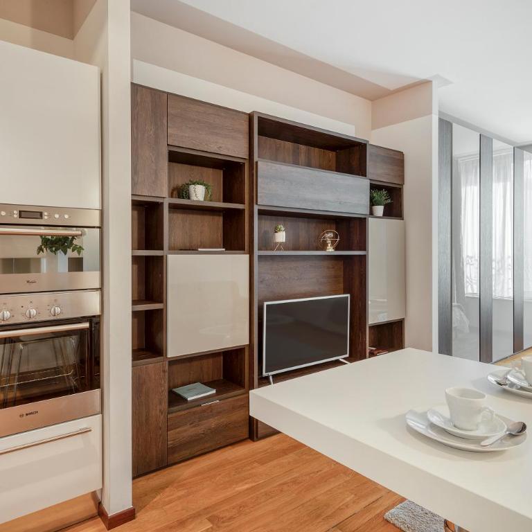 Milan Royal Suites – Centro - Appartamento Monolocale - Via Romagnosi 4 - 4