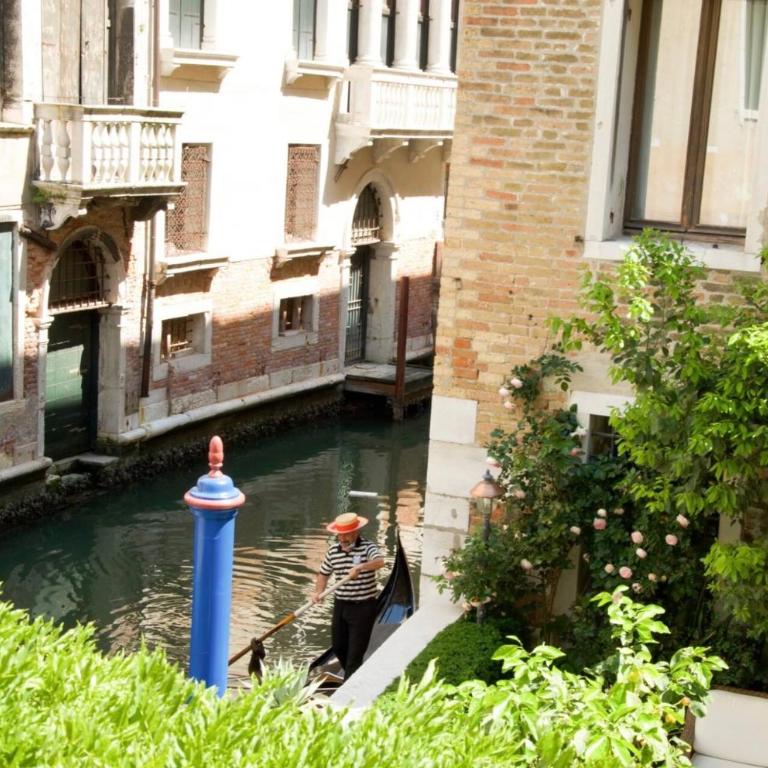 Anzolo Palace - Rooms & Apartments - Monolocale con Vista Canale - Edificio Separato - 5