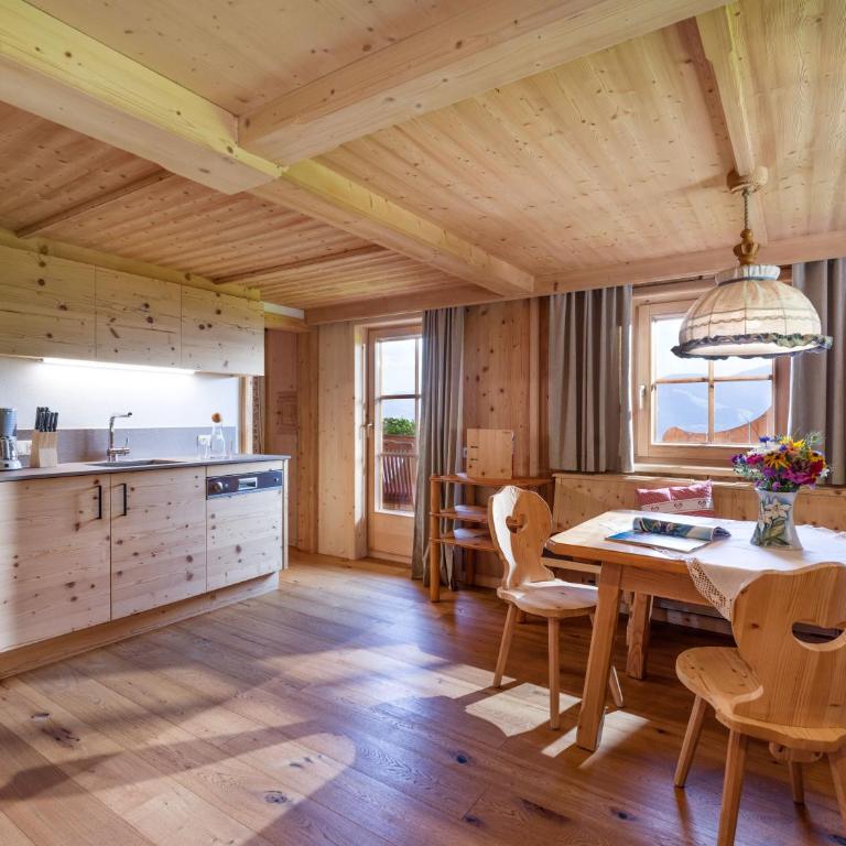 Biobauernhof Fleckl - Standard Apartment mit 2 Schlafzimmern und Balkon - 1