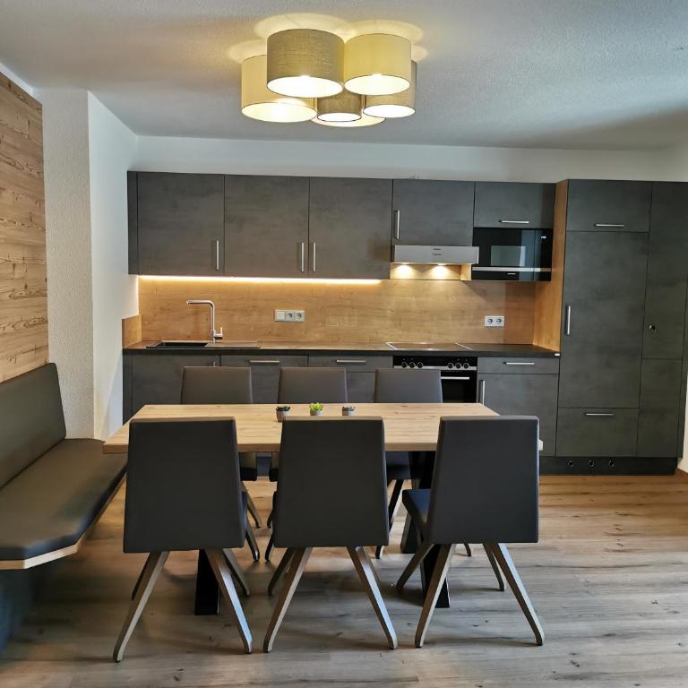 Apart Grafspitz - Apartment mit Balkon - 7
