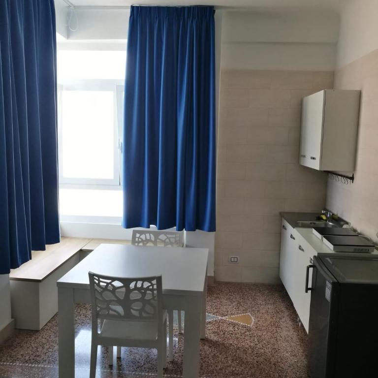 SETTIMO SOLE Affitta Camere - Quadruple Room with Shared Bathroom - 5