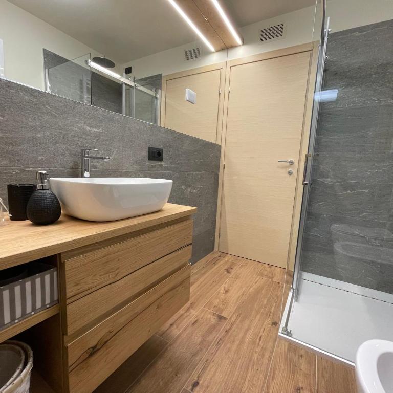 Chalet Lilla Livigno - Appartamento con 2 Camere da Letto - 17