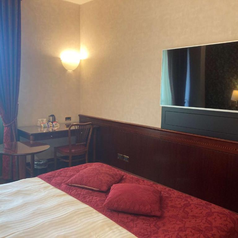 c-hotels Concorde - Camera Matrimoniale Confortevole - 5