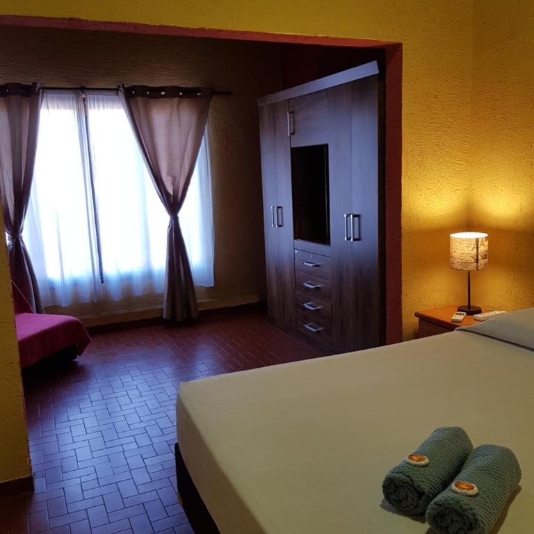 Nomada Hostel - Habitación Doble - 9