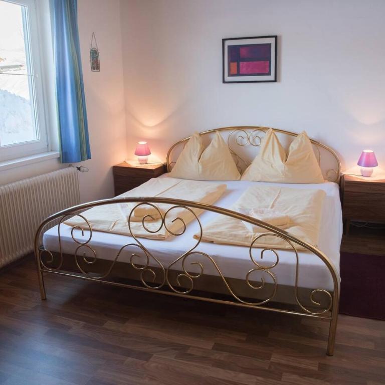 Chalet selfcatering 30 beds Parking pets welcome - Ferienhaus - 13