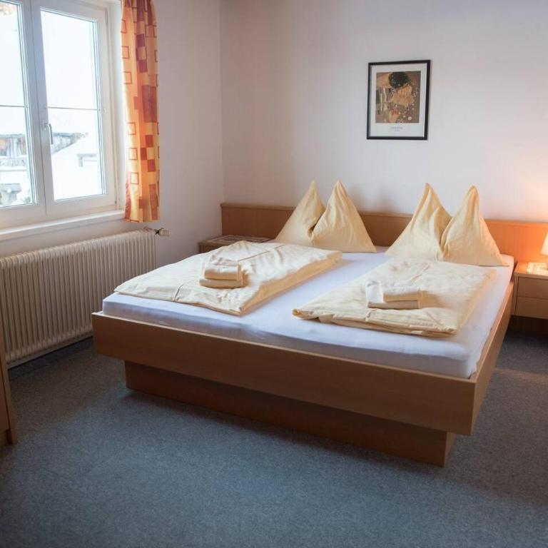 Chalet selfcatering 30 beds Parking pets welcome - Ferienhaus - 21