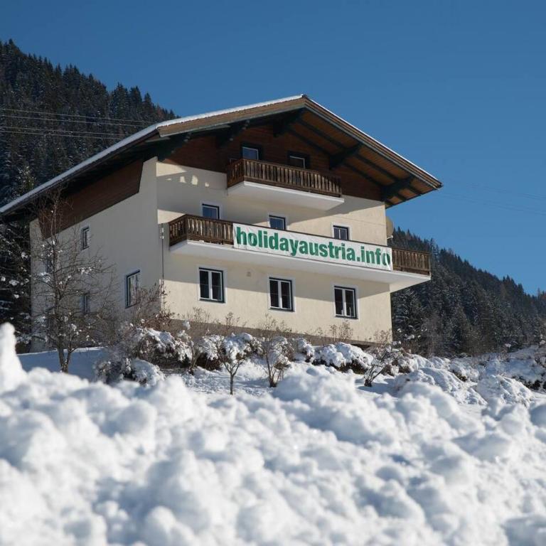Chalet selfcatering 30 beds Parking pets welcome - Ferienhaus - 2