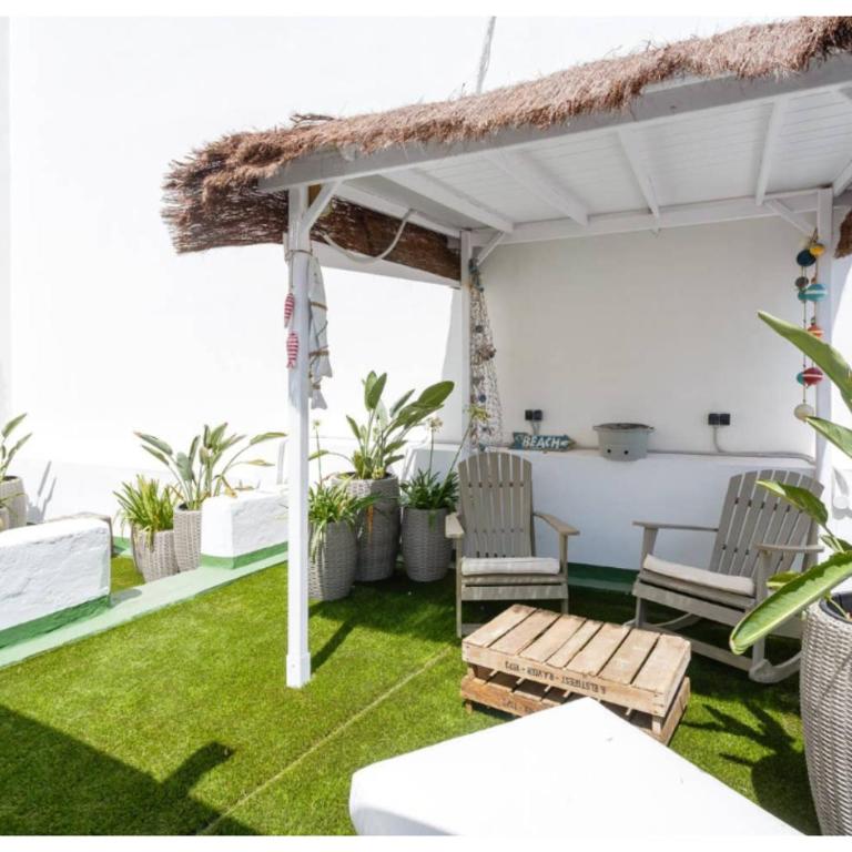 TERRAZA-Caleta Beach Home by Cadiz4Rentals - Apartamento de 2 dormitorios - 1
