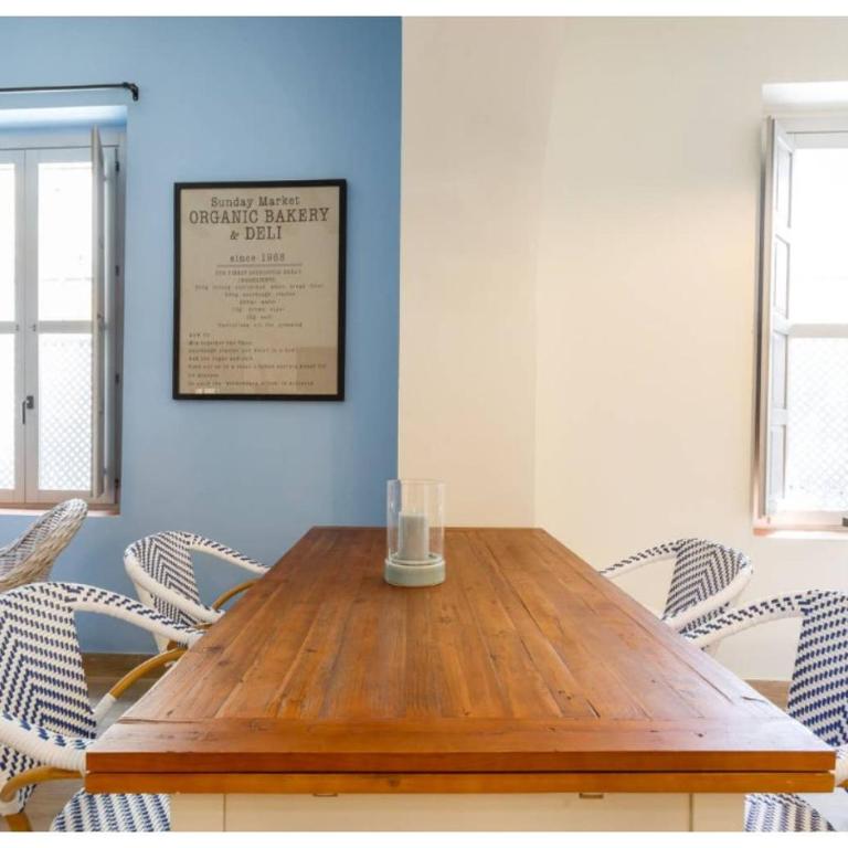 PATIO-Caleta Beach Home by Cadiz4Rentals - Apartamento de 2 dormitorios - 14