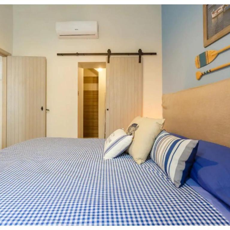 PATIO-Caleta Beach Home by Cadiz4Rentals - Apartamento de 2 dormitorios - 19