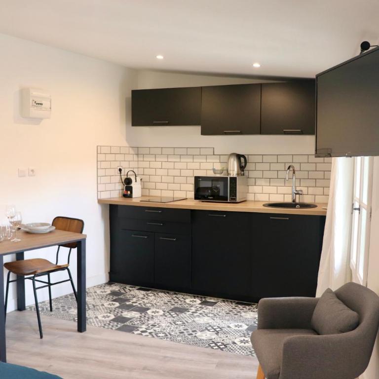 Moulin 1- Appartement Arènes Romaines - Beziers centre - Wifi - Tv connectée - Appartement 1 Chambre - 15