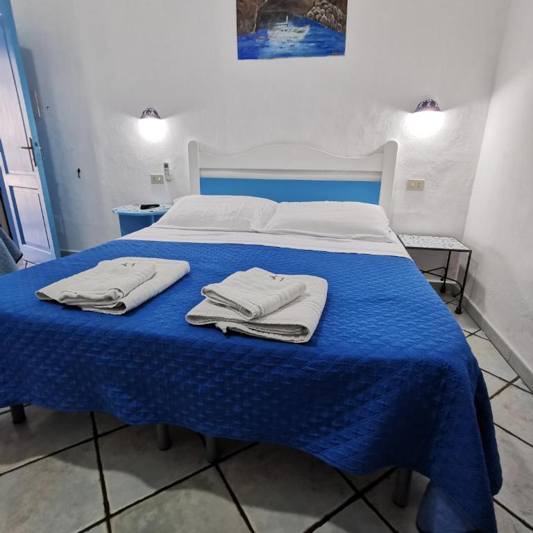 Lo Nardo Accommodation - Studio (3 Adults) - 4