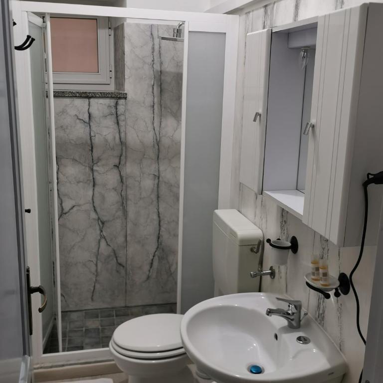 Lo Nardo Accommodation - Economy Studio - 3