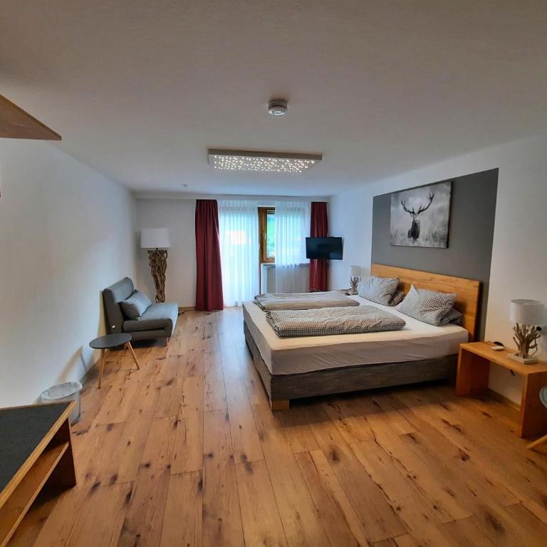 Landhotel Albrecht - Dreibettzimmer - 1