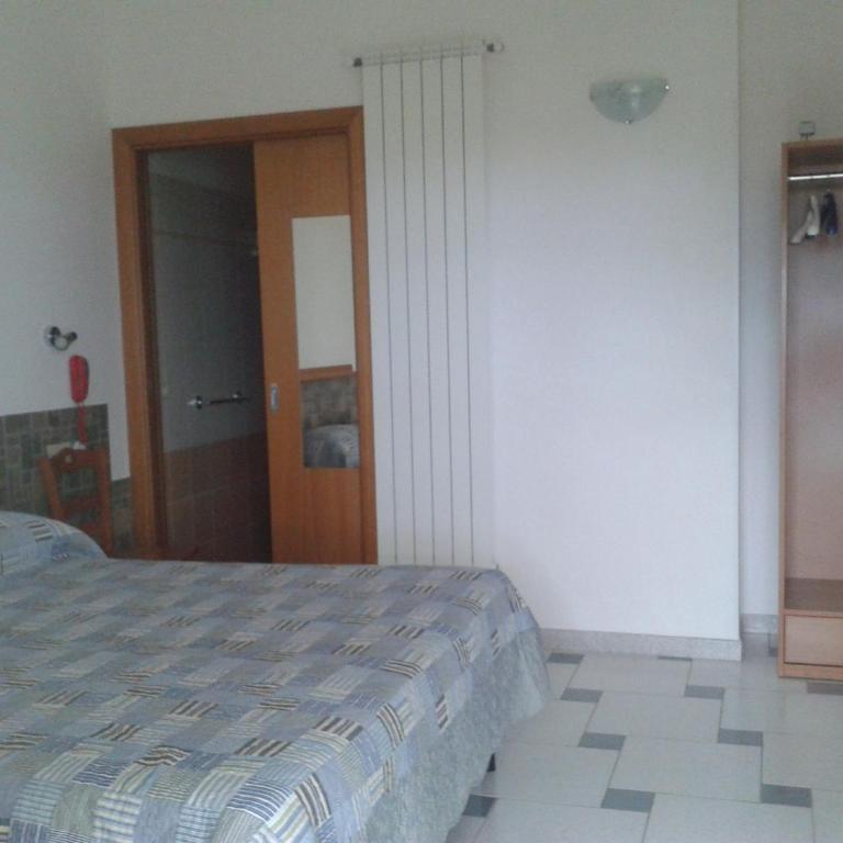 Bed & Breakfast La Collinetta - Camera Matrimoniale/Doppia con Letti Singoli - 7