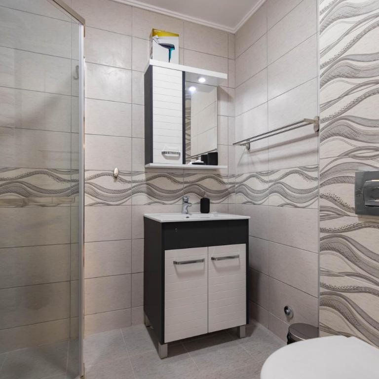 Omega Apartments - Porodični Studio - 9