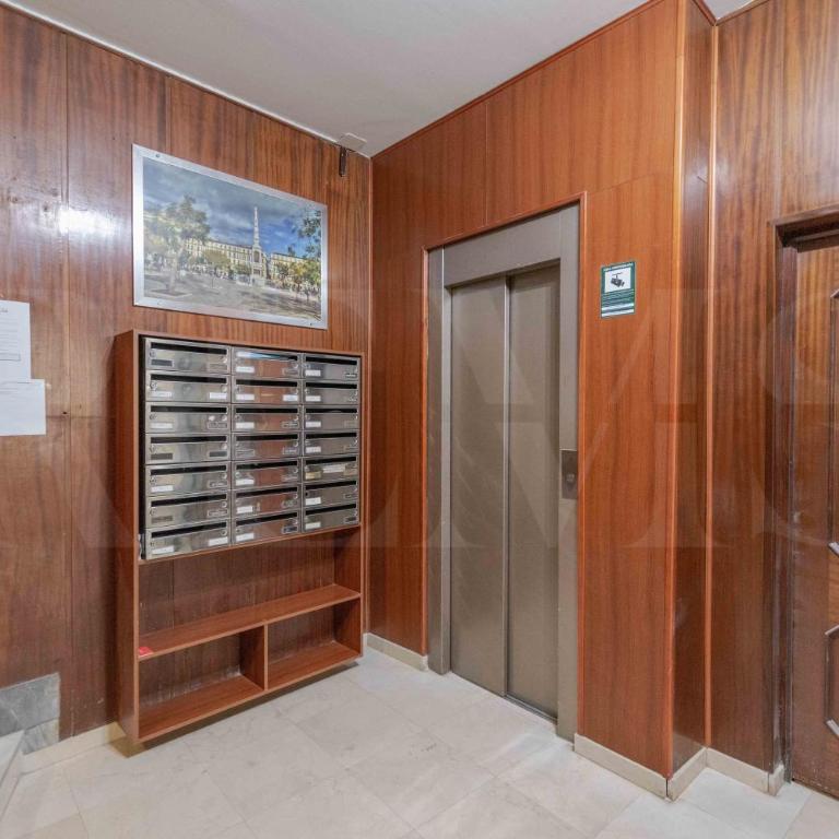 Cosy flat with private balcony - Historic Center by REMS - Apartamento - 27
