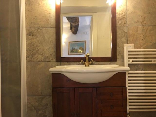 Il Vicolino - Camera Matrimoniale con Bagno Privato - 9