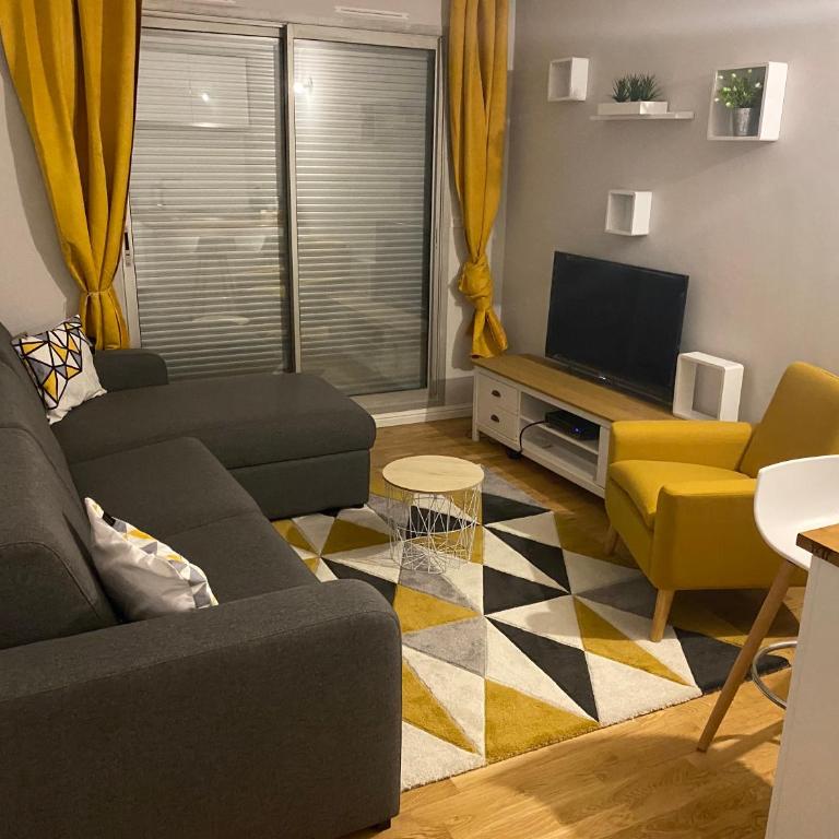 Appartement calme et propre avec vue sur la mer - Apartment mit 1 Schlafzimmer - 2