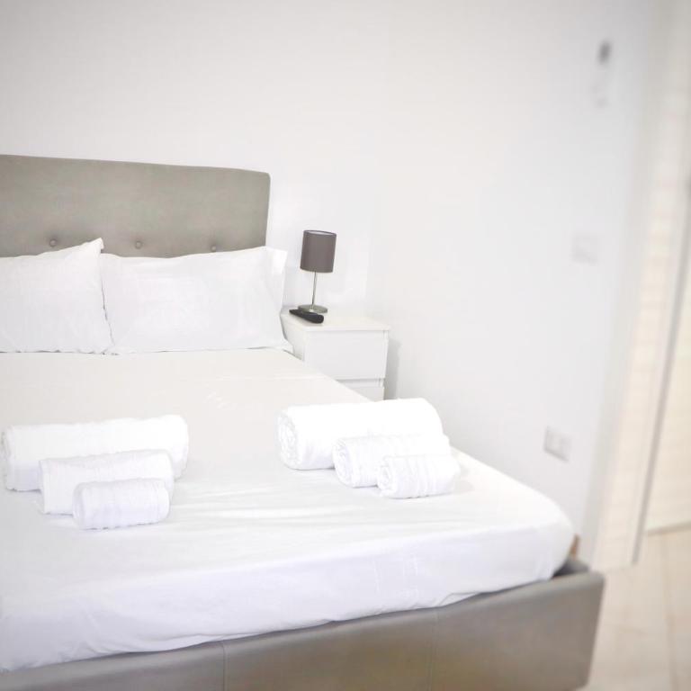 House Relax Apartment Centro di Napoli - Appartamento con 2 Camere da Letto - 26