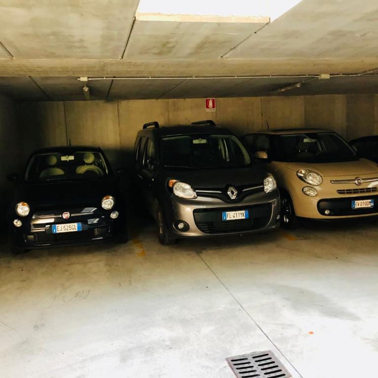 Bergamo Easy Airport - private parking - Monolocale - 17
