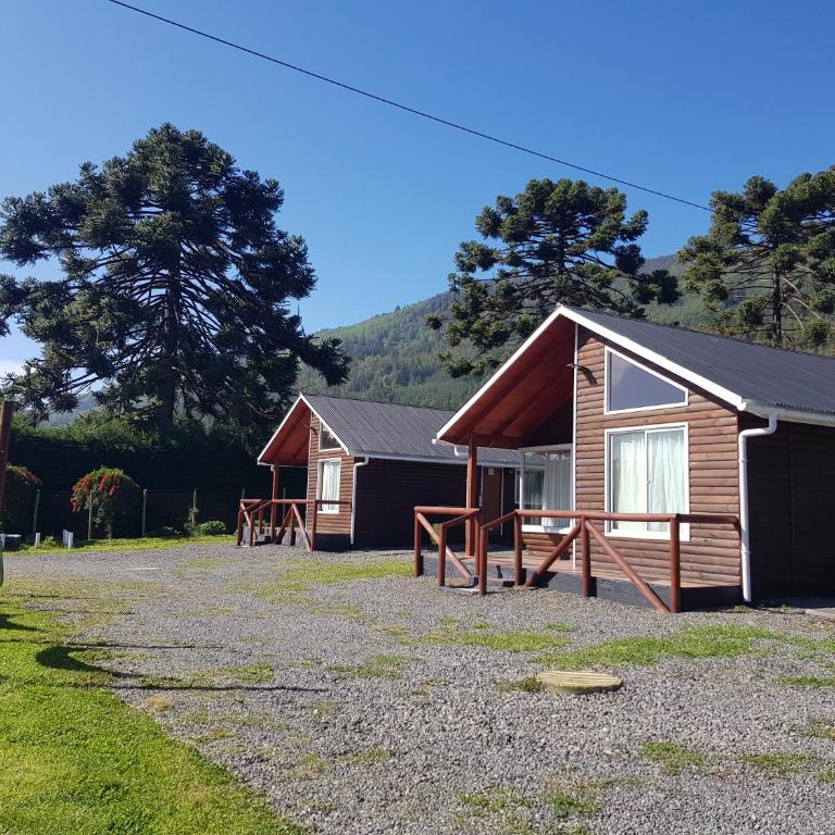 Cabañas Los Cipreses - Three-Bedroom Chalet - 2