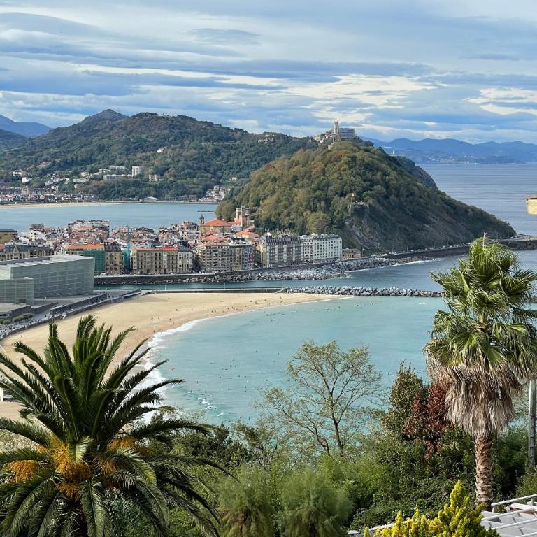 Usandizaga Apartment, Second line beach, free Parking - Apartamento de 3 dormitorios - 37