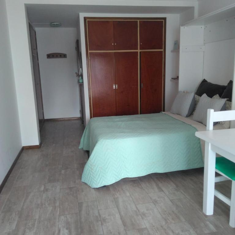 Depto a pocos metros del mar - One-Bedroom Apartment - 2