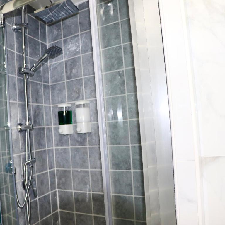 House Relax Apartment Centro di Napoli - Appartamento con 2 Camere da Letto - 14