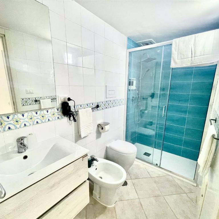House Relax Apartment Centro di Napoli - Appartamento con 2 Camere da Letto - 31