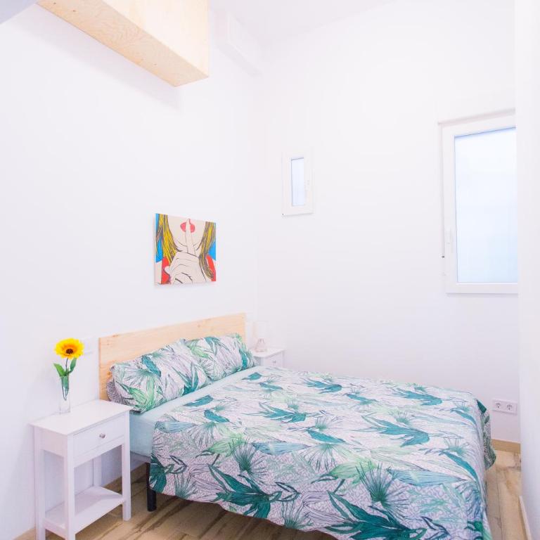 GREAT LOFT ATOCHA downtown - Three-Bedroom Apartment - 17
