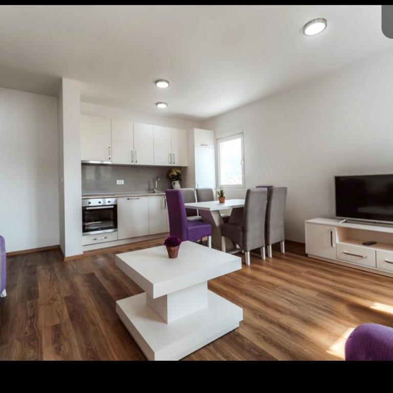 Mirsad - Apartman sa 2 Spavaće Sobe - 1