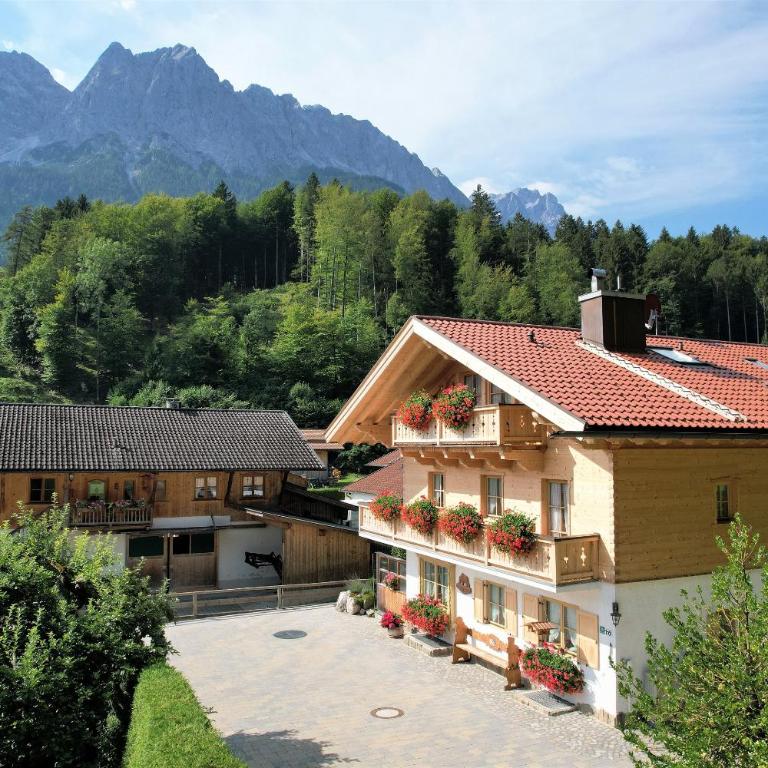 Ferienwohnungen Pfanzelter - Ferienwohnung mit Bergblick - 17