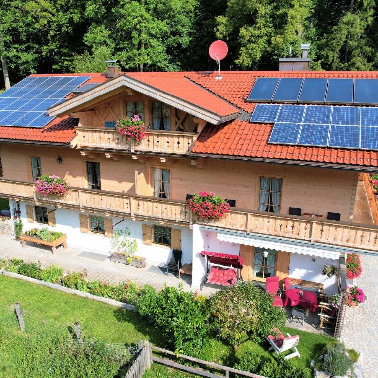 Ferienwohnungen Pfanzelter - Ferienwohnung mit Bergblick - 18