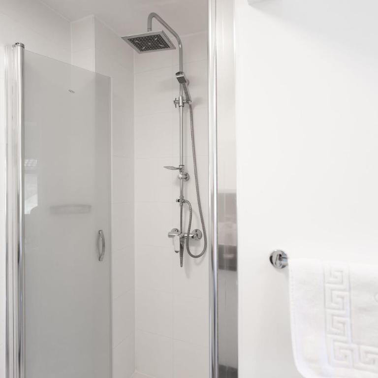 StayStay Guesthouse I 24 Hours Check-In - Habitación Doble Económica - 8