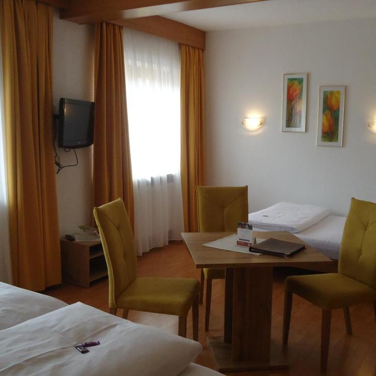Landhaus Klausnerhof Hotel Garni - Dreibettzimmer - 4