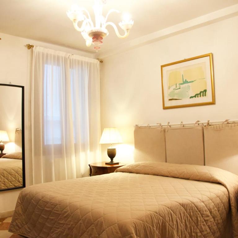 Anzolo Palace - Rooms & Apartments - Camera Deluxe - 1