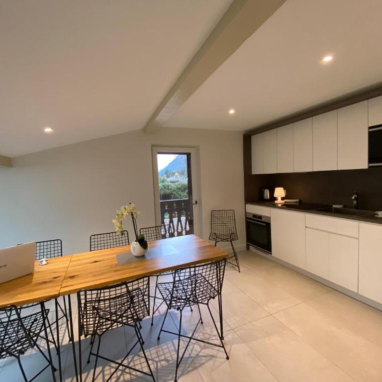 Chalet Pleine Vue & Spa - Two-Bedroom Apartment with Balcony - 18