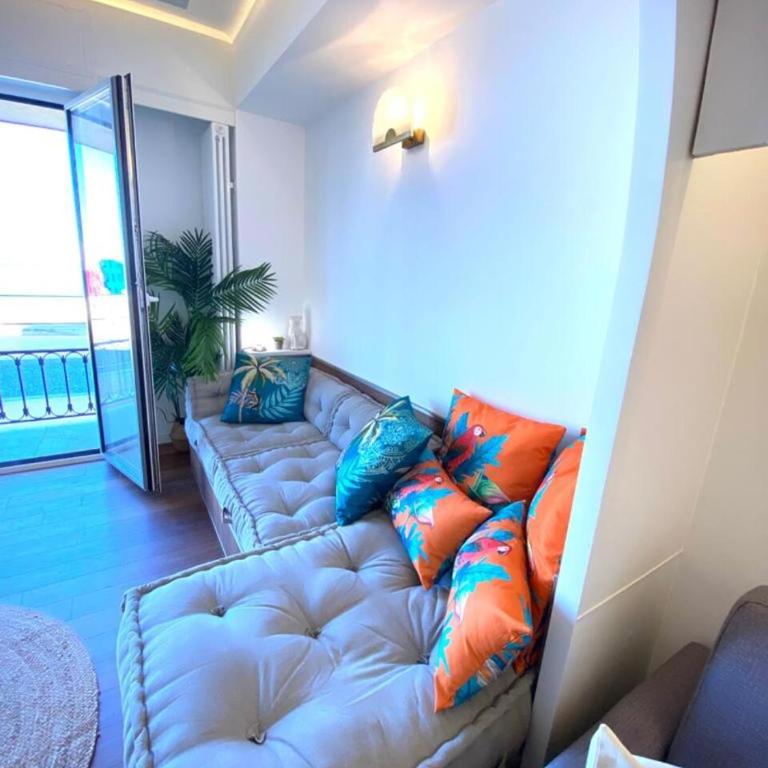 LE ROCAMARE -Superb-Atypical Sea view-A.C-WIFI - Appartement 1 Chambre - 3