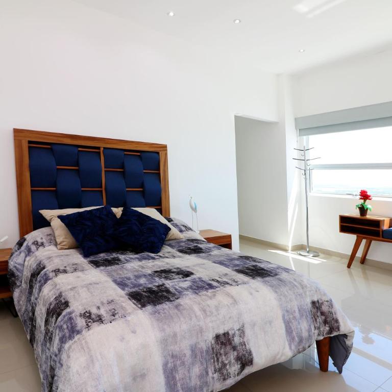 Torre eMe 1125 Mazatlán - Two-Bedroom Apartment - 18