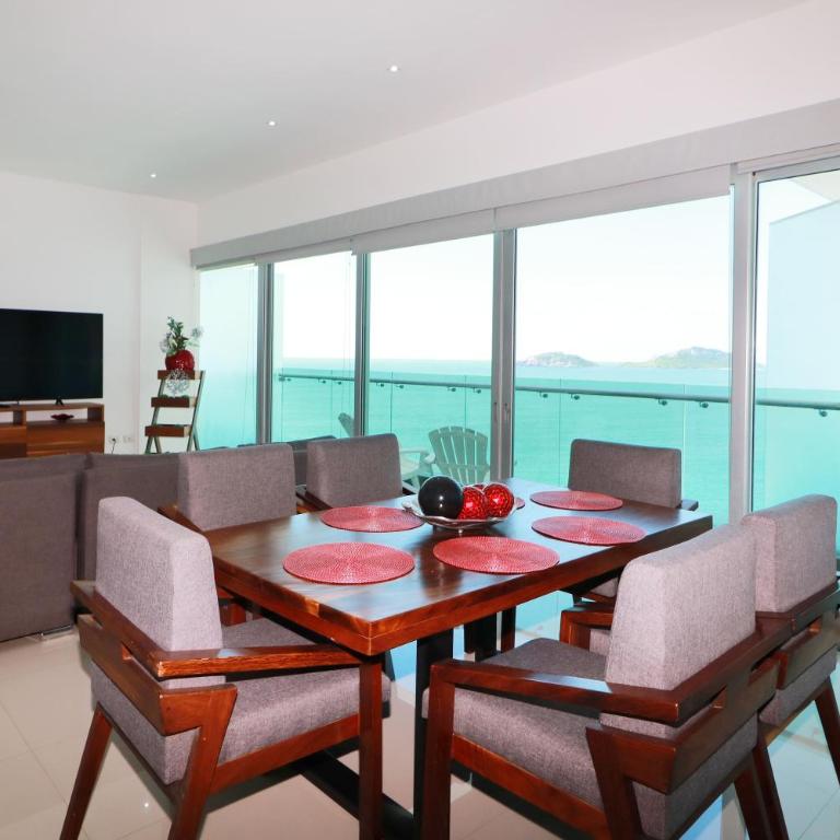 Torre eMe 1125 Mazatlán - Two-Bedroom Apartment - 9